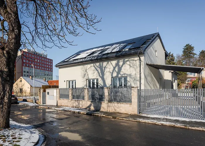 Praha-modřany Apartamento *